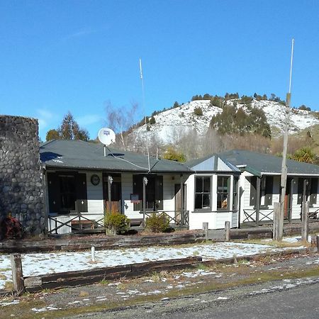Slalom Lodge Raurimu Exterior photo
